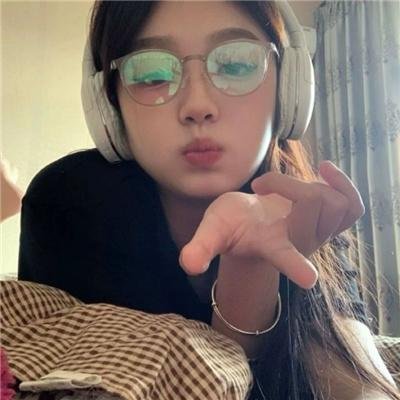 瓦尼塔斯的笔记海报