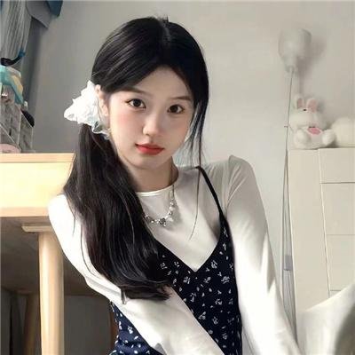 群芳灿烂海报
